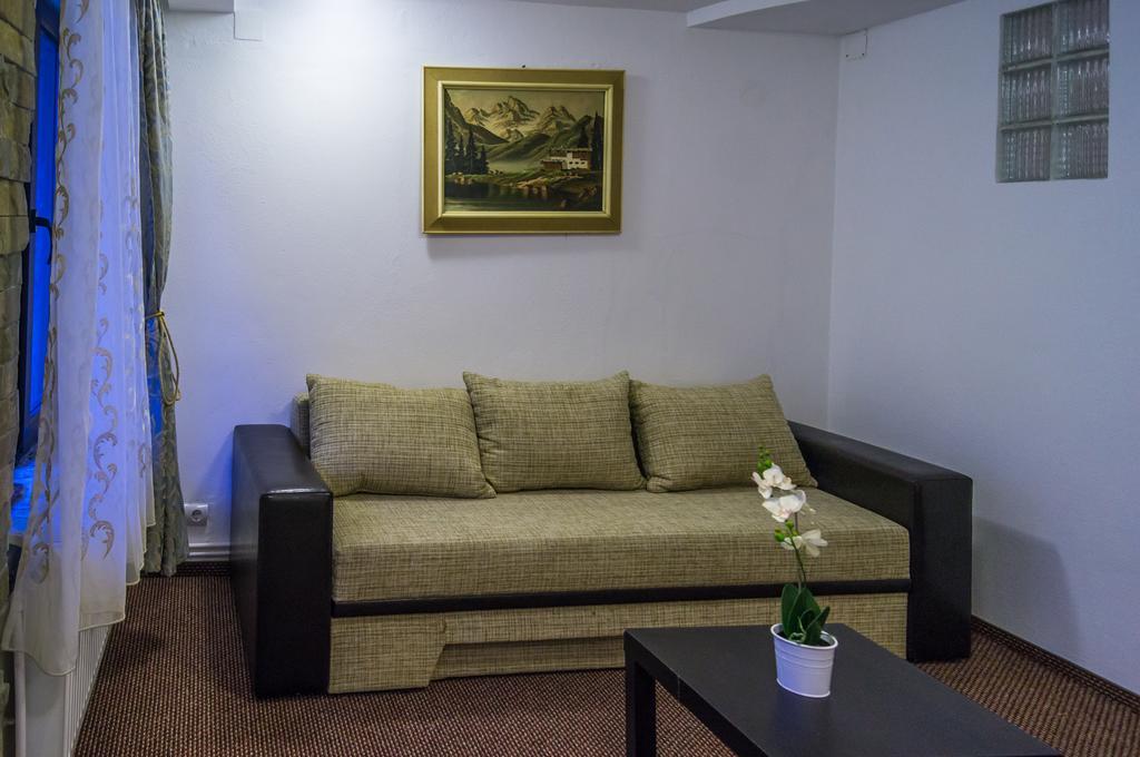 Fantasy Residence Braşov Habitación foto